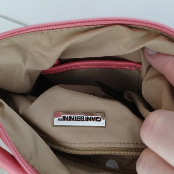 GIANI BERNINI CROSSBODY - Picture 3 of 8
